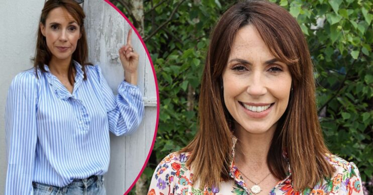 Alex Jones pointing at her home