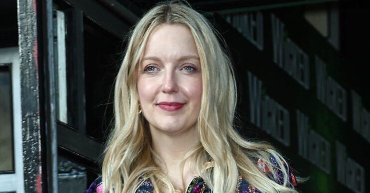 Lauren Laverne posing at event