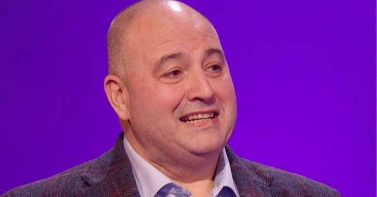 Wynne Evans half smiles on Celebrity Pointless